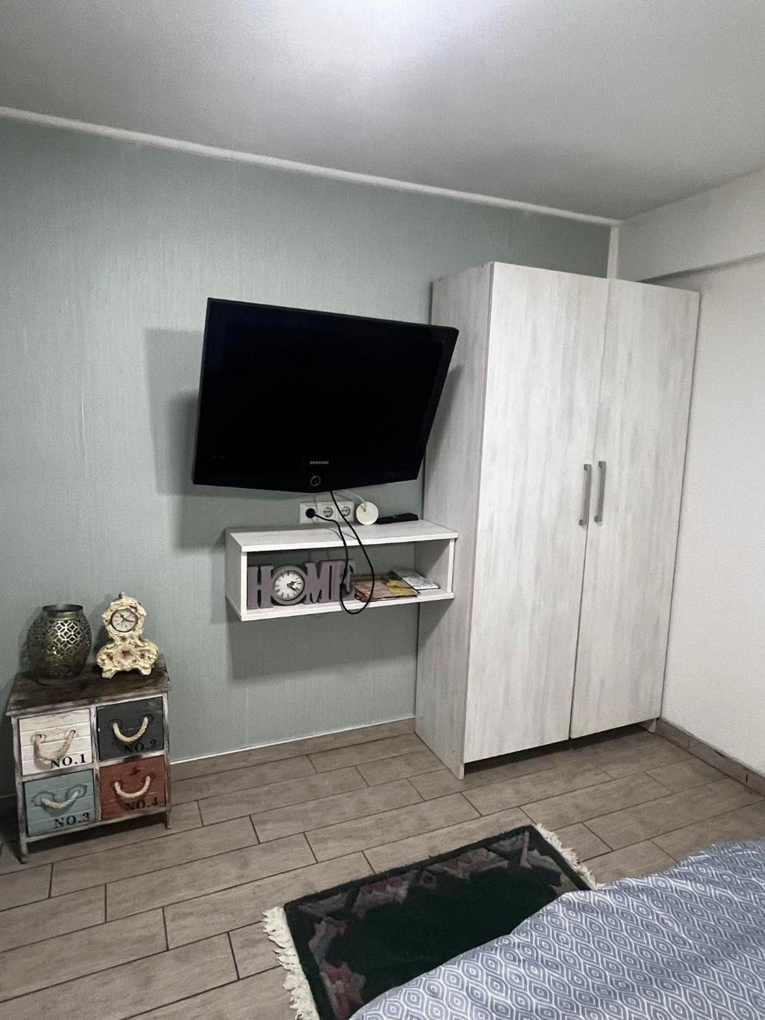 Hostel Тузла Екстериор снимка