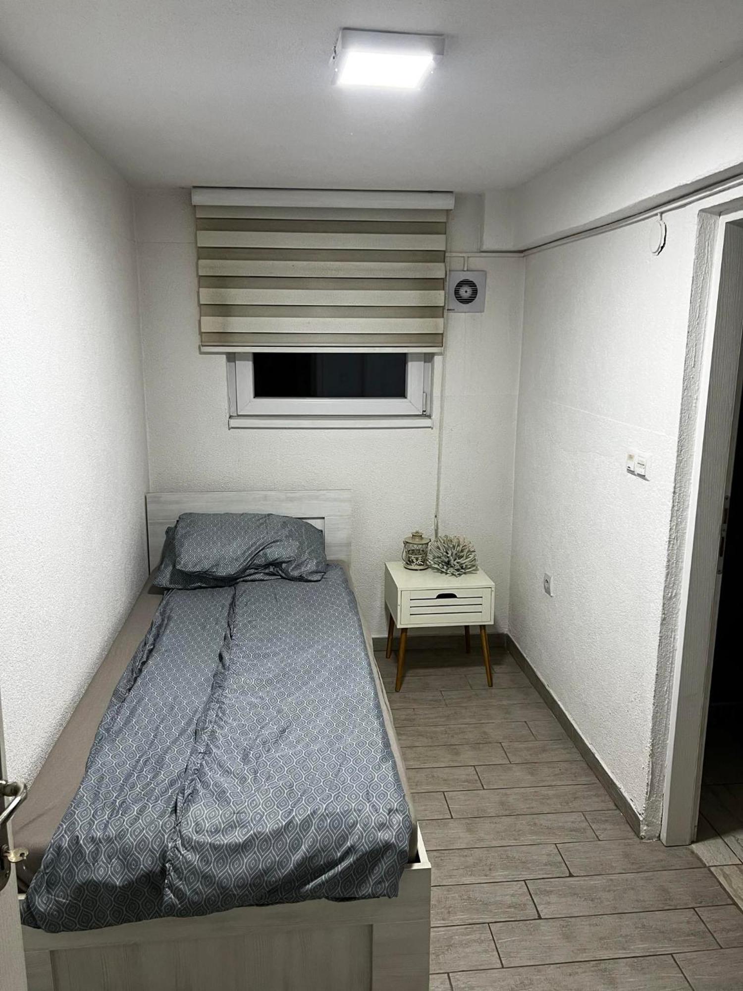 Hostel Тузла Екстериор снимка