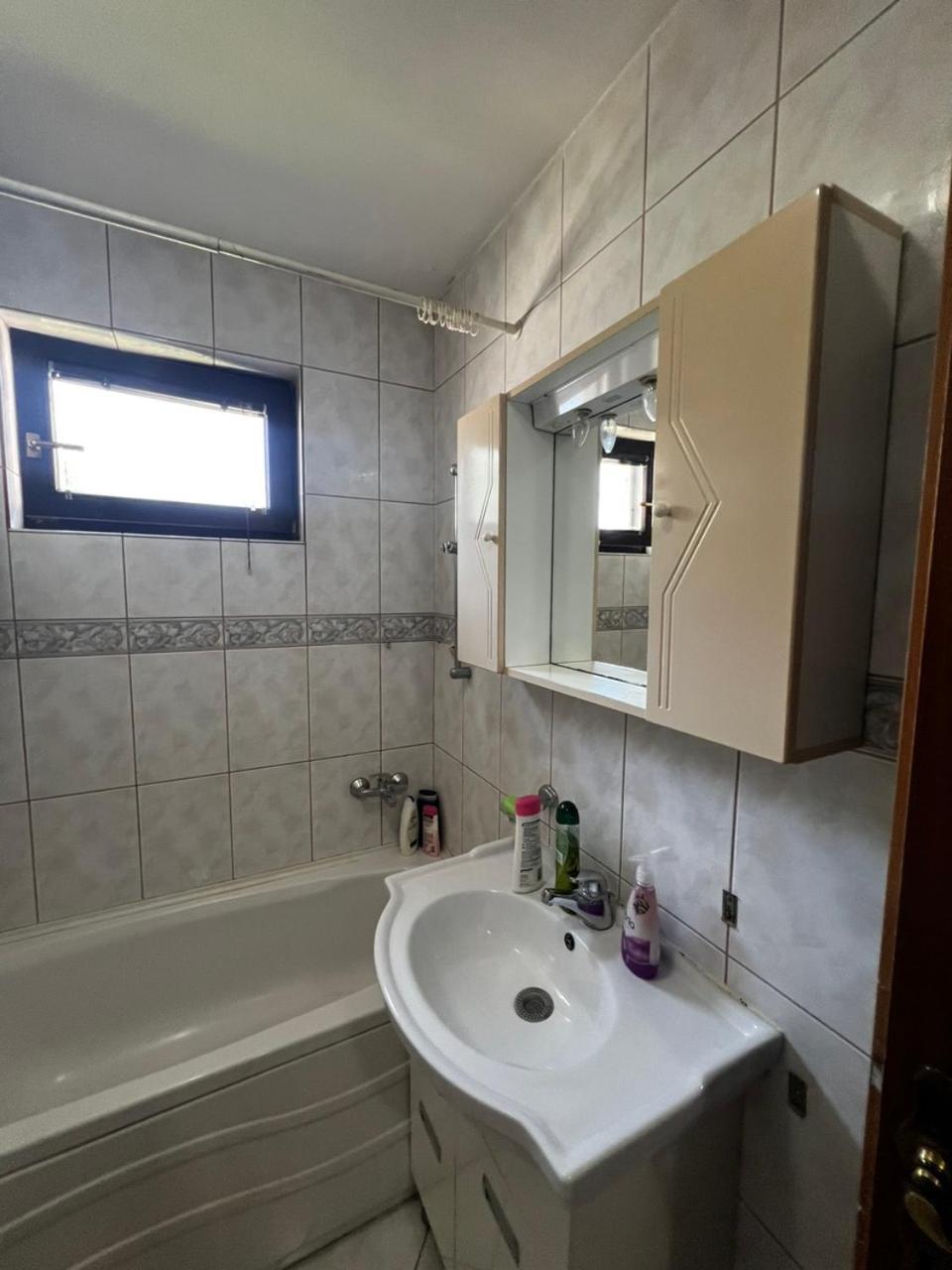 Hostel Тузла Екстериор снимка
