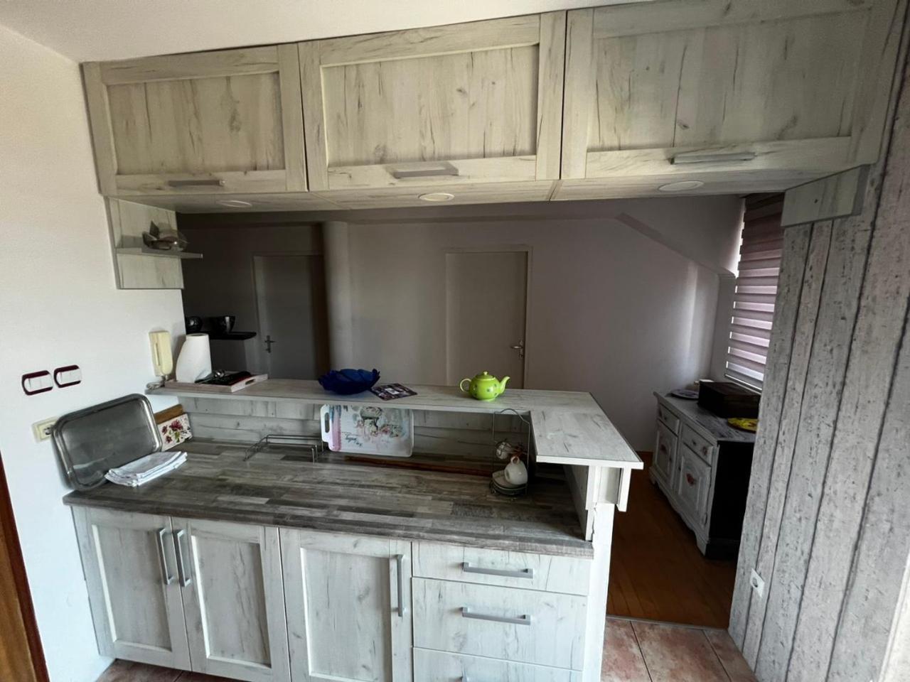 Hostel Тузла Екстериор снимка