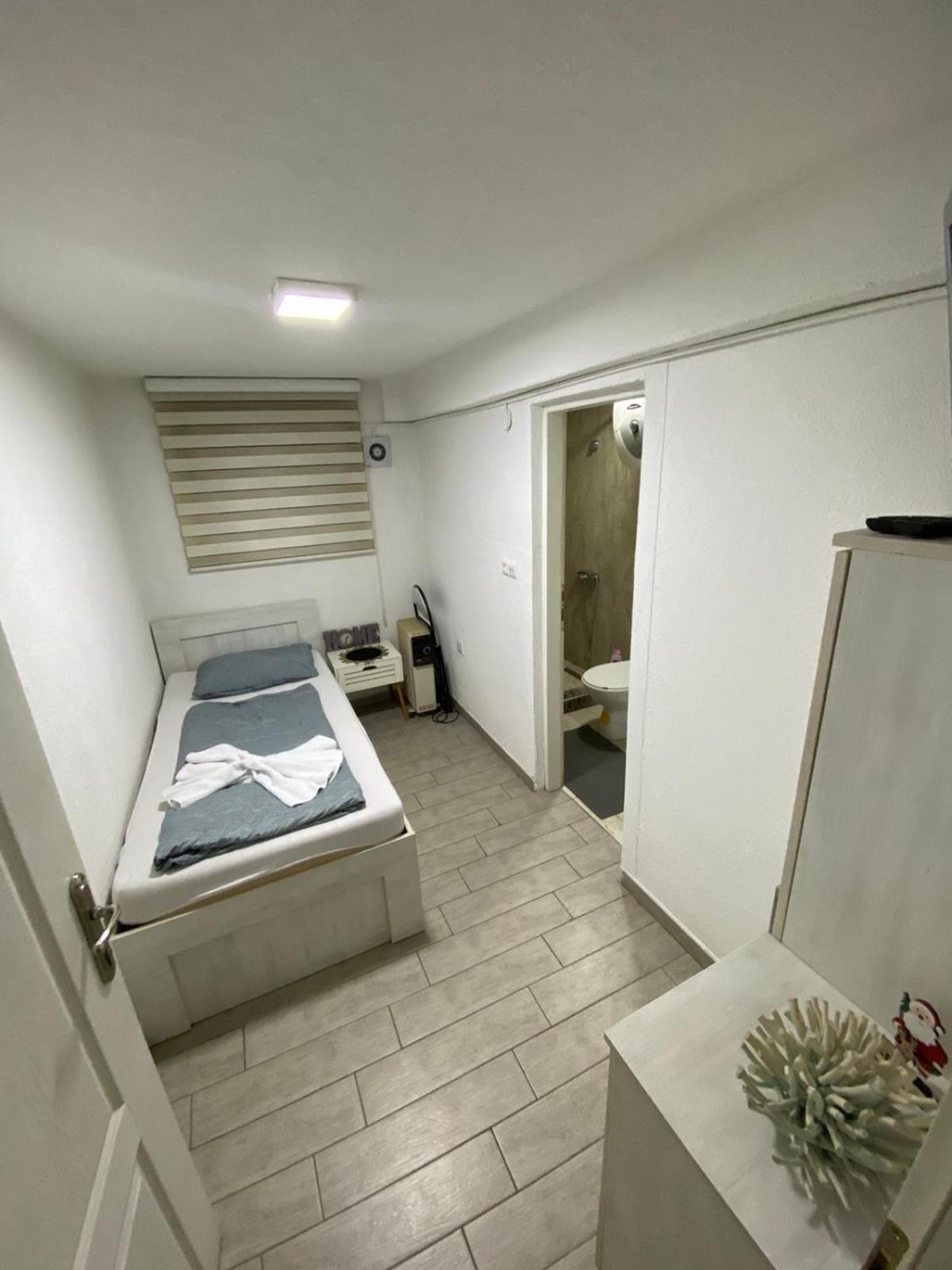 Hostel Тузла Екстериор снимка