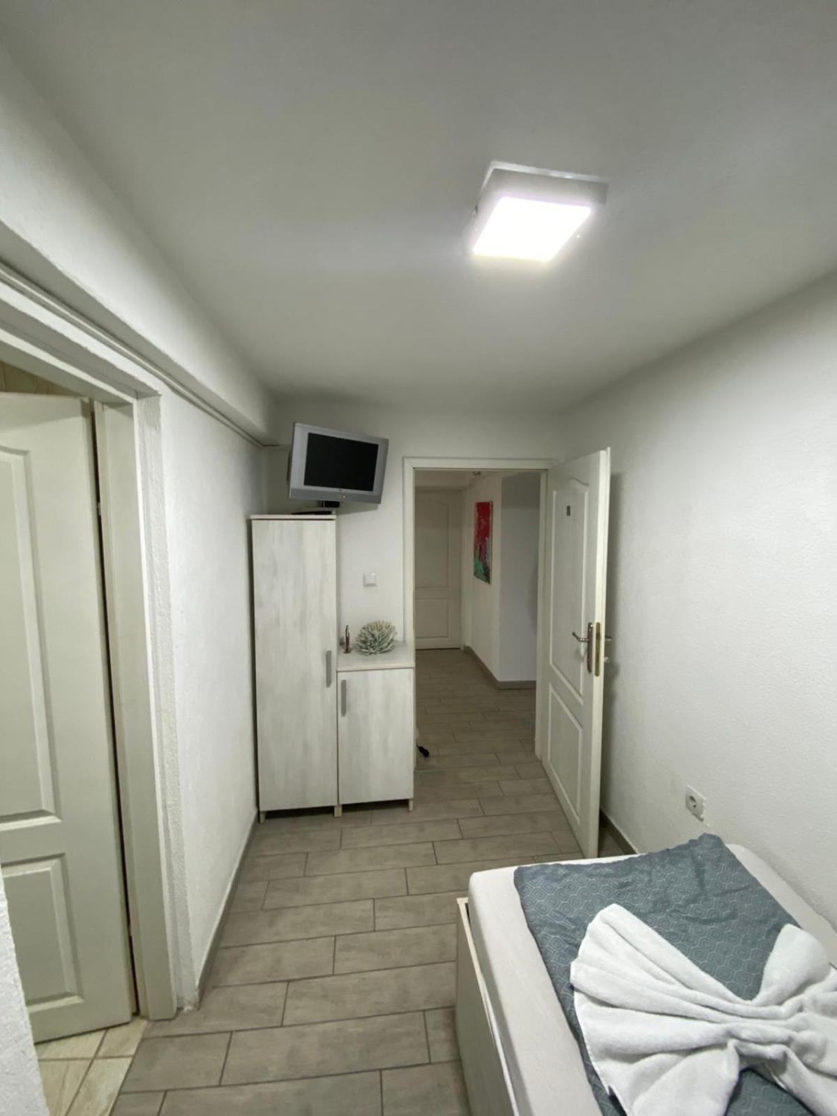 Hostel Тузла Екстериор снимка