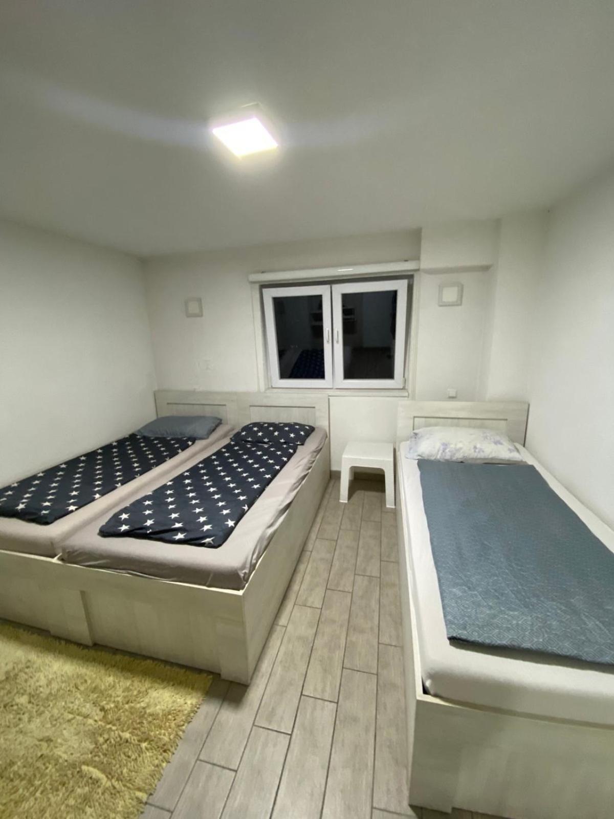 Hostel Тузла Екстериор снимка